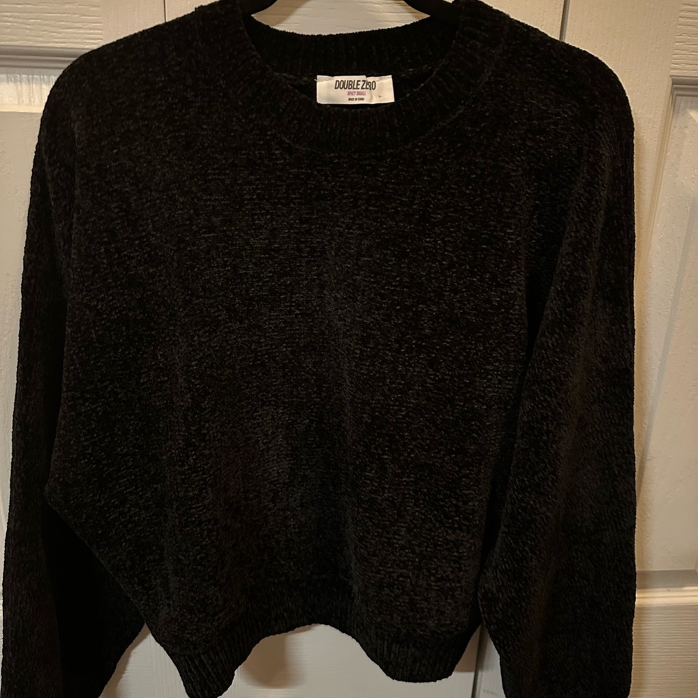 Double zero black chenille sweater NWOT